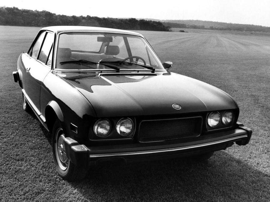  Fiat 124 Sport Coupe 1974 года  (US) (фото 3 из 3)